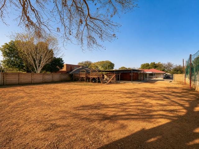 3 Bedroom House To Rent in Pretoria North
