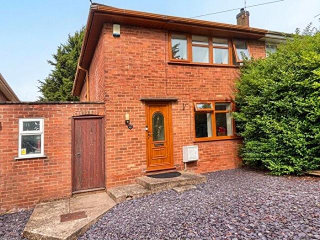 3 Bedroom House To Rent In Queen Elizabeth Road, Nuneaton, CV10