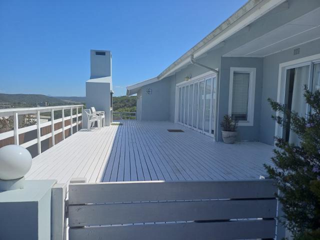 3 bedroom house to rent in Reebok