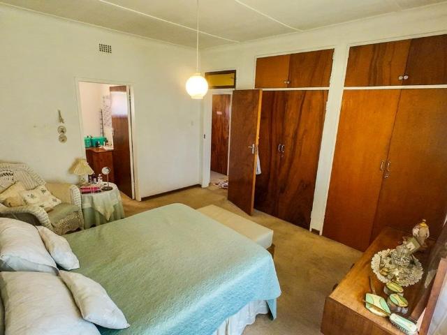 3 Bedroom House To Rent in Rhodesfield