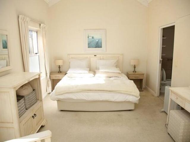 3 Bedroom house to rent in Rondebosch, Cape Town