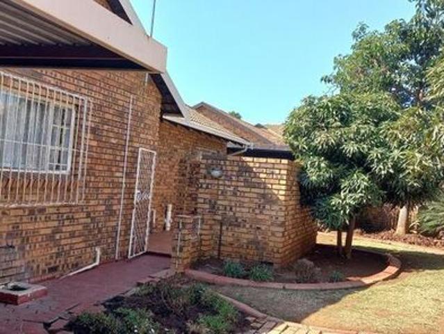 3 Bedroom house to rent in Rooihuiskraal North, Centurion