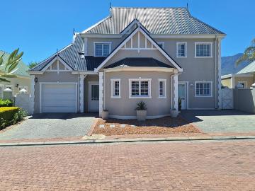 3 Bedroom house rented in Robertson