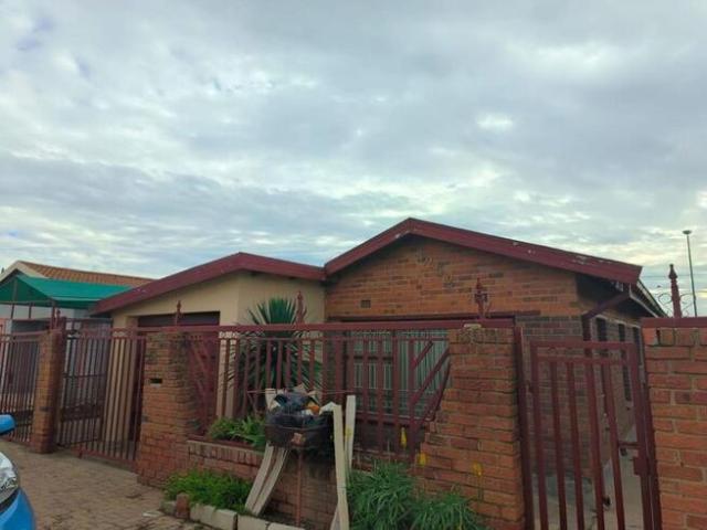 3 Bedroom House to Rent in Rocklands