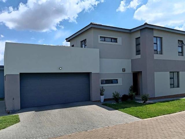 3 Bedroom House to Rent in Rua Vista