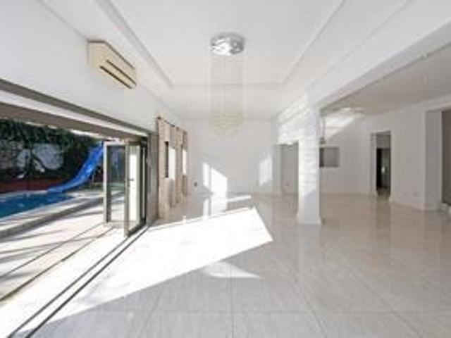 3 Bedroom House To Rent in Sandringham