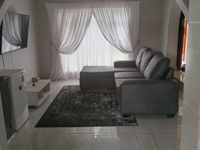 3 Bedroom House To Rent in Safari Gardens
