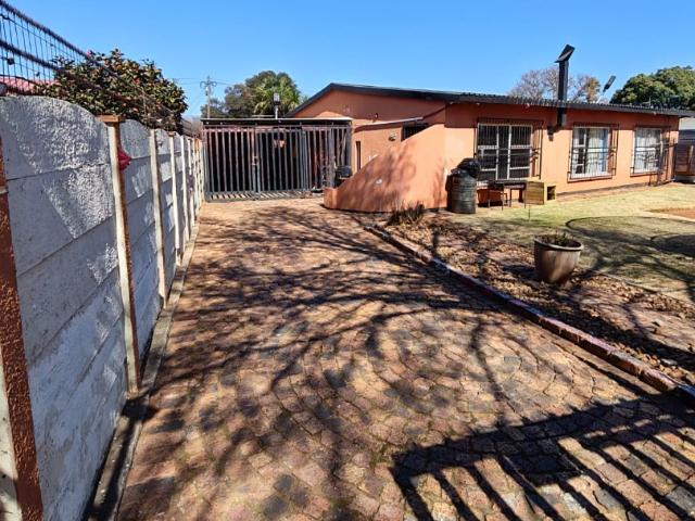 3 Bedroom House To Rent in Sasolburg Ext 12