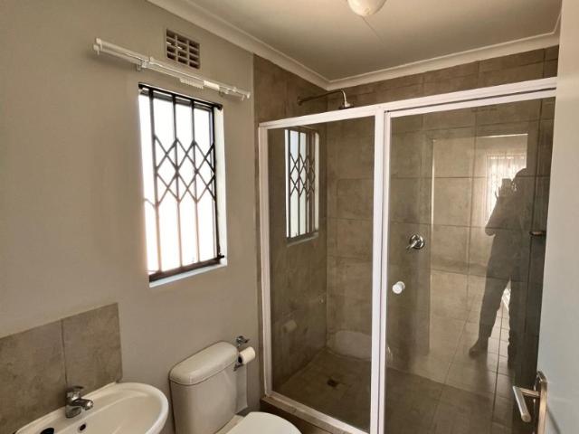 3 Bedroom House To Rent in Savanna City