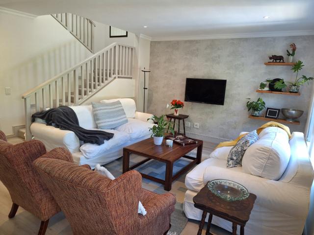 3 Bedroom House To Rent in Seaside Longships