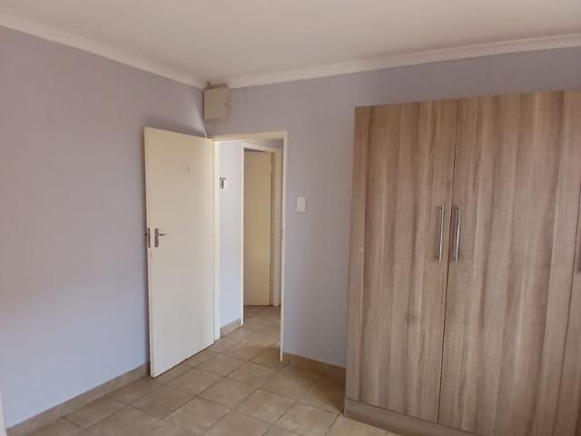 3 Bedroom House To Rent in Sky City