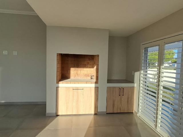 3 Bedroom House To Rent in Shelley Point