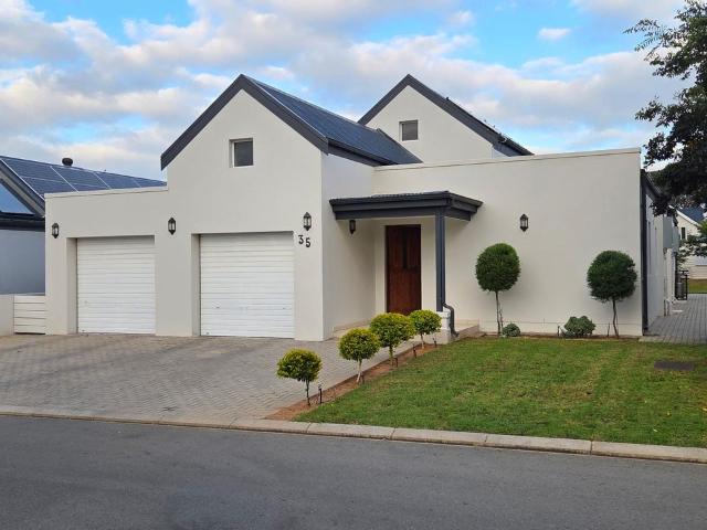 3 Bedroom house rented in Silwerstrand Golf And River Estate, Robertson