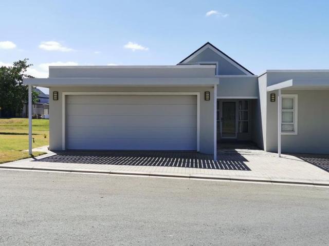 3 Bedroom house rented in Silwerstrand Golf And River Estate, Robertson