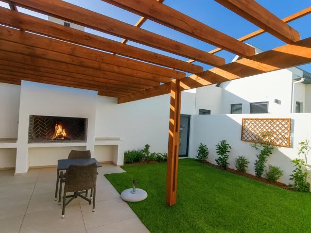 3 Bedroom House To Rent in Sitari Country Estate