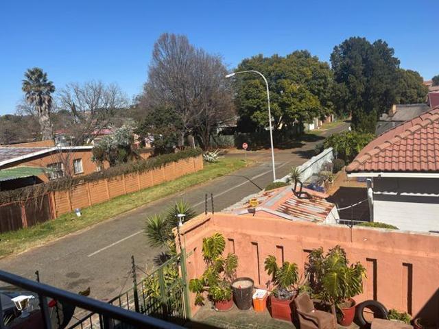 3 Bedroom house to rent in Sophiatown, Johannesburg