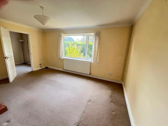 3 Bedroom House To Rent in Smeeth