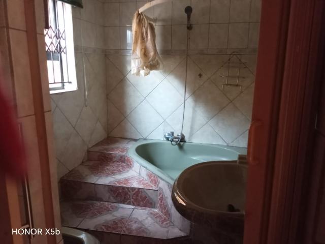 3 Bedroom House To Rent in Spruit View