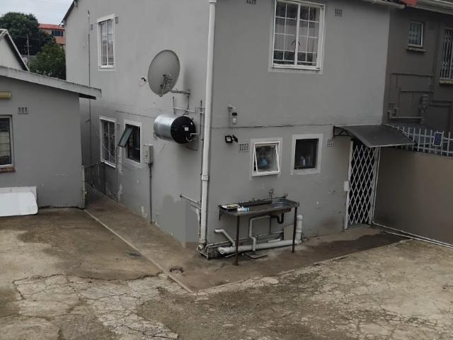 3 Bedroom House To Rent in Stonebridge