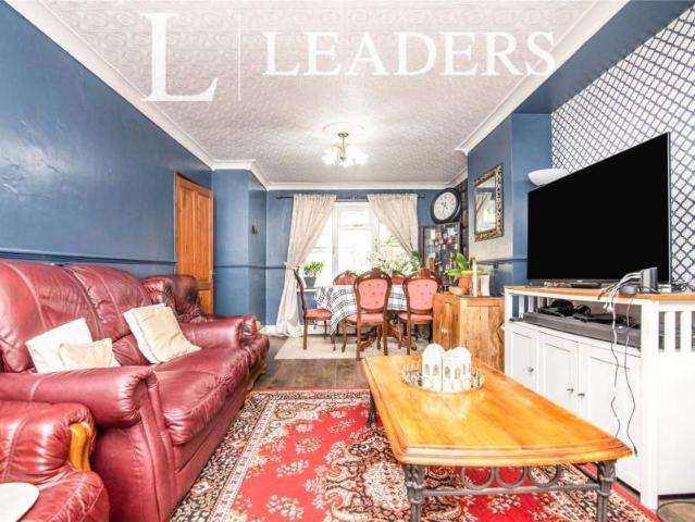 3 bedroom house to rent Langstone Road, Dudley, DY1