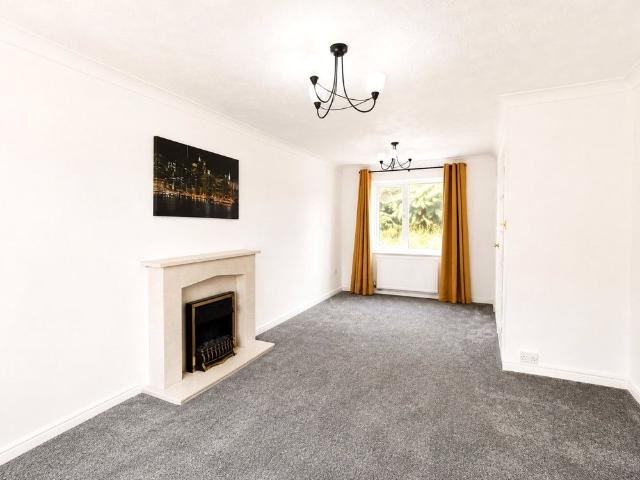 3 bedroom house to rent Lidgate Court, Felixstowe, Suffolk, IP11