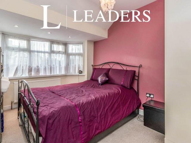 3 bedroom house to rent Manoel Road, Twickenham, TW2