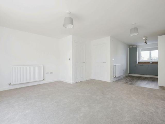 3 bedroom house to rent Marram Crescent, Harpole, Northampton, NN7