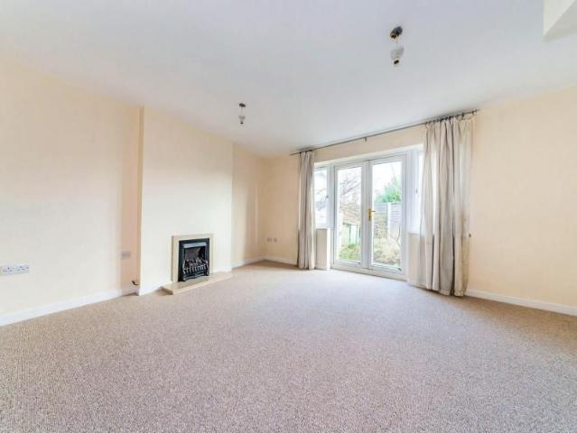 3 bedroom house to rent Meadowcroft Court, Runcorn, WA7