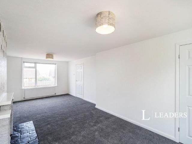 3 bedroom house to rent Mosswood Crescent, Nottingham, NG5