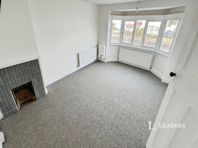 3 bedroom house to rent Old Shoreham Road, Hove, East Sussex, BN3