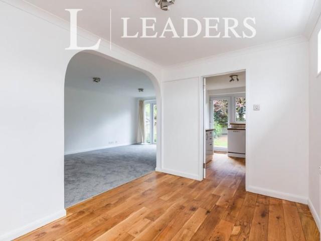 3 bedroom house to rent Pontoise Close, Sevenoaks, TN13
