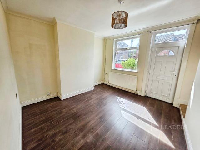 3 bedroom house to rent Regent Street, Church Gresley, Swadlincote, Derbyshire, DE11