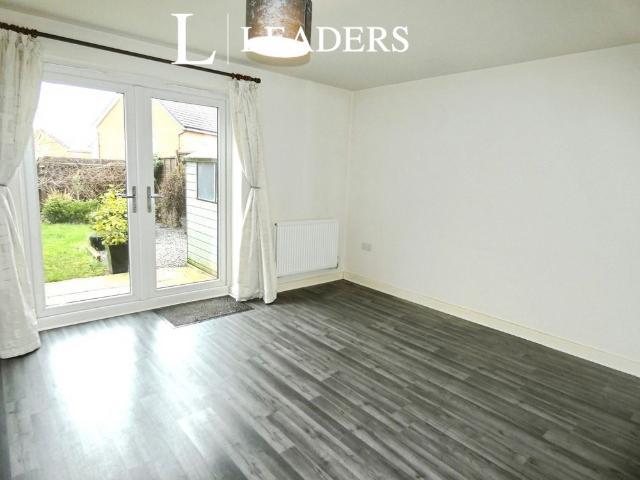 3 bedroom house to rent Scarlet Way, Shirebrook, Mansfield, NG20