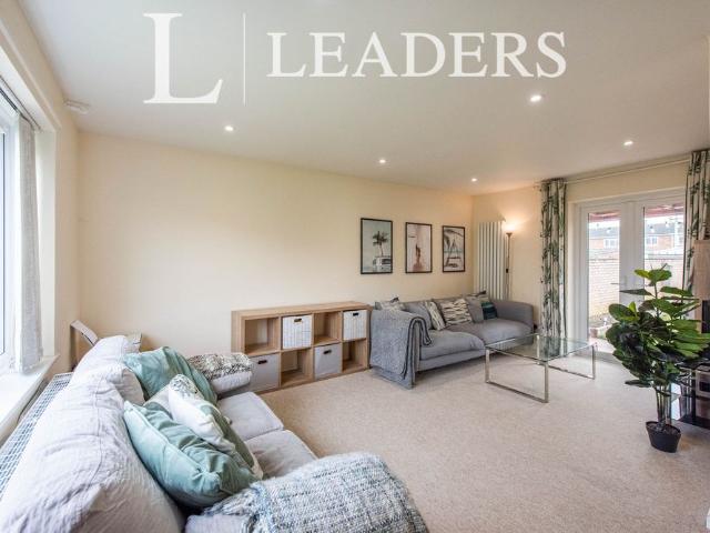3 bedroom house to rent Sancroft Walk, Bury St. Edmunds, IP33
