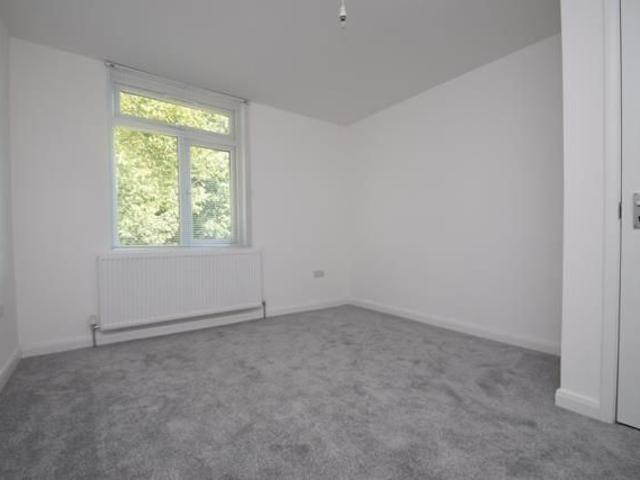 3 bedroom house terraced