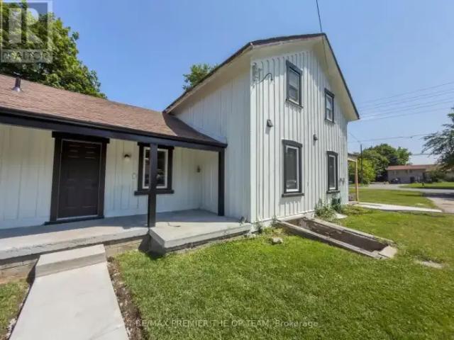 3 Bedroom House Vaughan ON 103695316