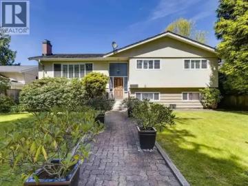 3 Bedroom House Vancouver BC 100809798