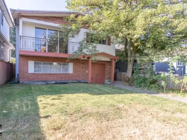 3 Bedroom House Vancouver BC 102846353