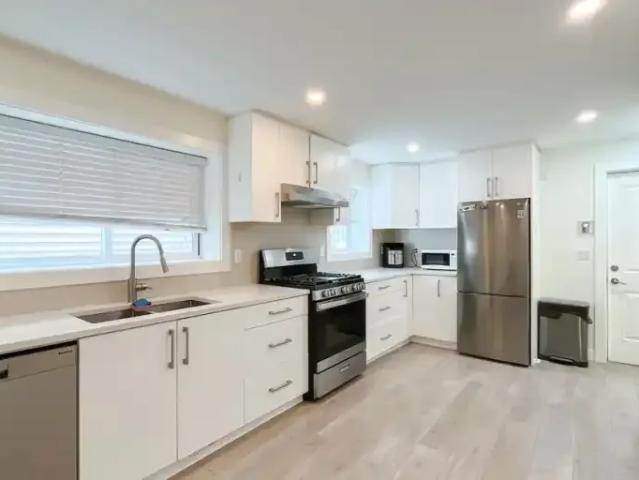 3 Bedroom House Vancouver BC 105394971