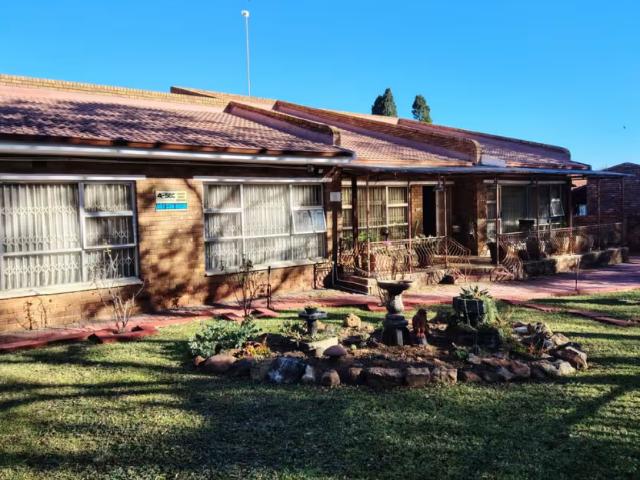 3 Bedroom House Vanderbijlpark SE 3 Vanderbijlpark SE 3 105867407