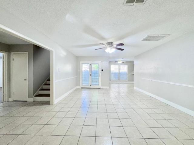 3 bedroom, Houston TX 77042 LS105621043