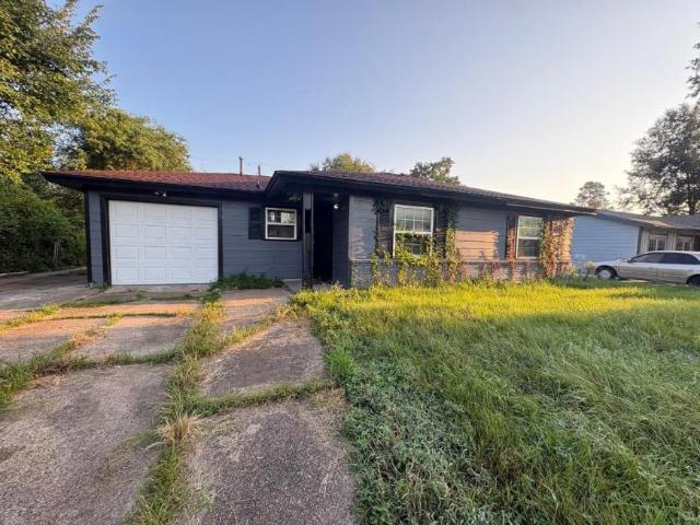 3 bedroom, Houston TX 77078 106216540