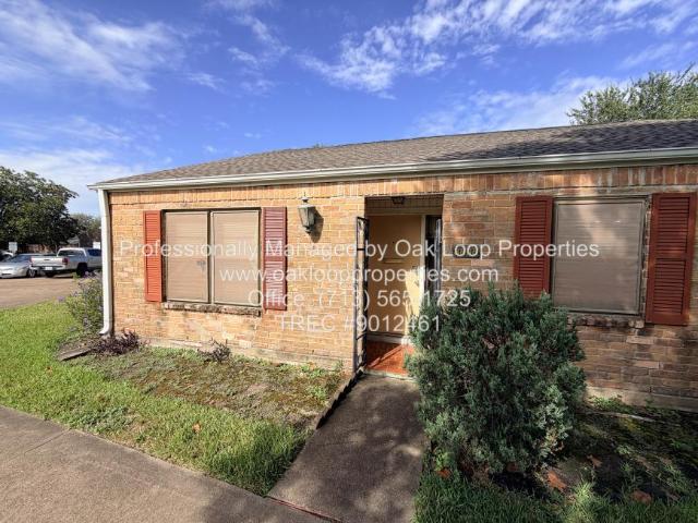 3 bedroom, Houston TX 77099 105839782
