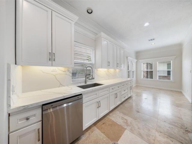 3 bedroom, Houston TX 77007 LS98416897