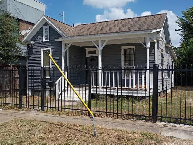 3 bedroom, Houston TX 77004 106062450