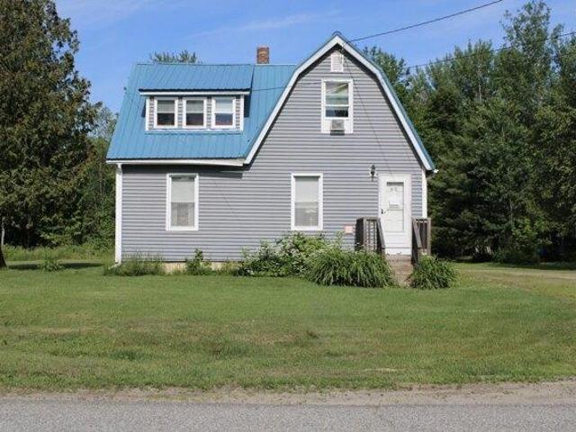 3 bedroom, Howland ME 04448 105681567