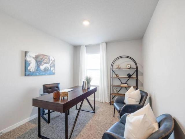 3 bedroom, Hobart IN 46342 105778151