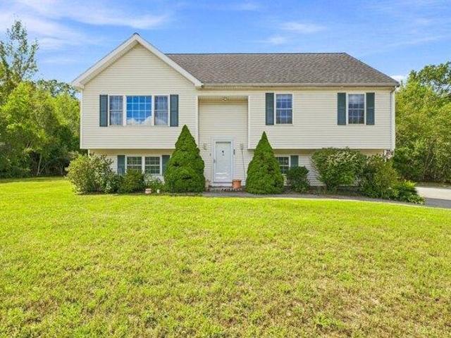 3 bedroom, Holbrook MA 02343 105494984
