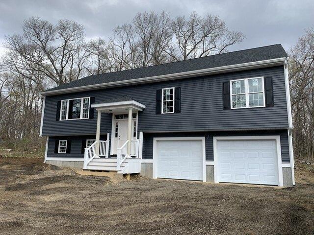 3 bedroom, Holbrook MA 02343 105549205
