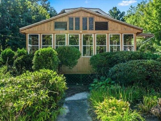 3 bedroom, Holbrook MA 02343 105612876